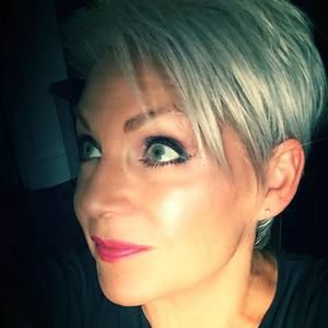 Meet your Posher, Debra